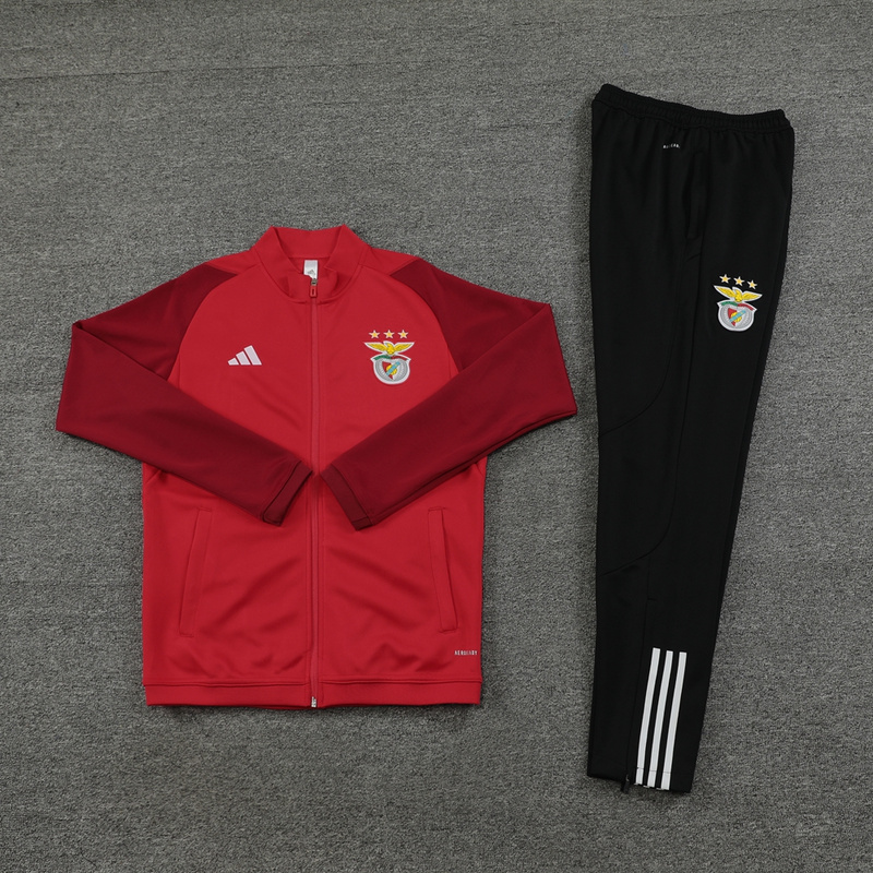 23Benfica red suit